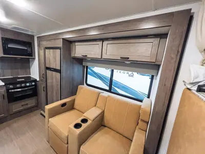 2026 Winnebago Minnie Winnie photo 7