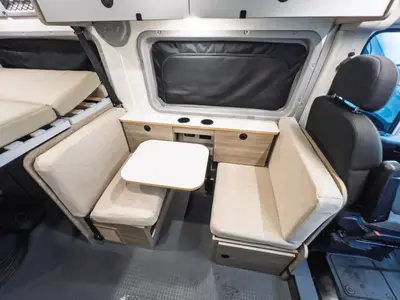 2023 Winnebago Solis Pocket photo 9