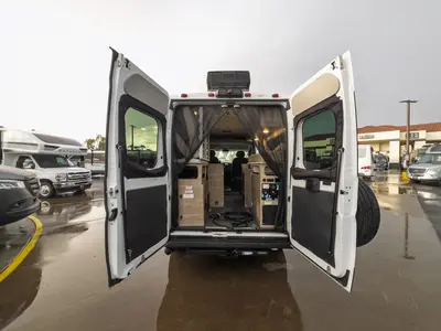2023 Winnebago Solis Pocket photo 2
