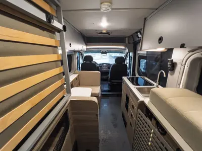 2023 Winnebago Solis Pocket photo 5