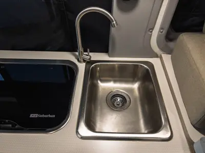 2023 Winnebago Solis Pocket photo 12