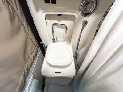 2022 Winnebago Travato photo 16
