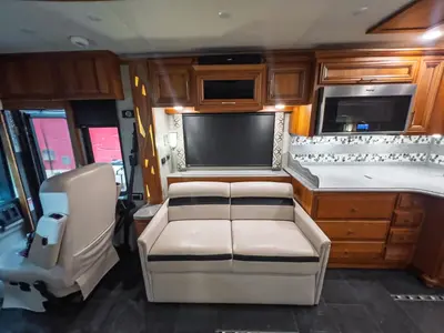 2018 Newmar Ventana photo 9