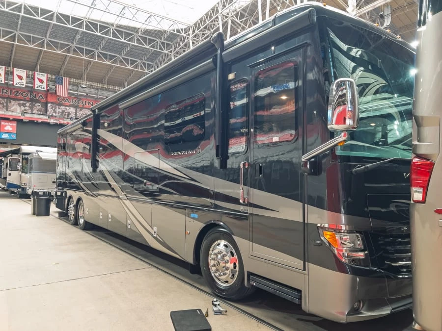 2018 Newmar Ventana exterior