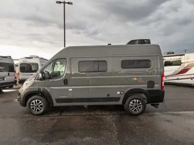 2025 Winnebago Solis photo 16
