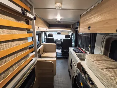 2025 Winnebago Solis photo 5