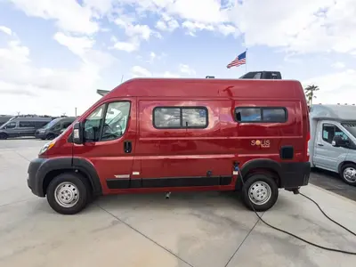 2022 Winnebago Solis Pocket photo 16