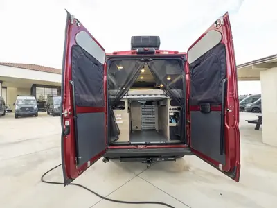 2022 Winnebago Solis Pocket photo 2