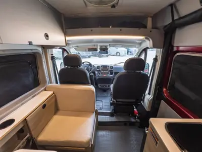 2022 Winnebago Solis Pocket photo 5