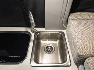 2022 Winnebago Solis Pocket photo 11