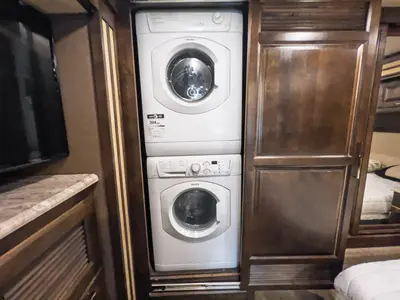 2018 Tiffin Motorhomes Allegro RED photo 18