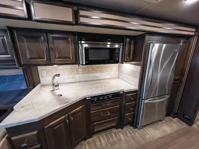 2018 Tiffin Motorhomes Allegro RED photo 10