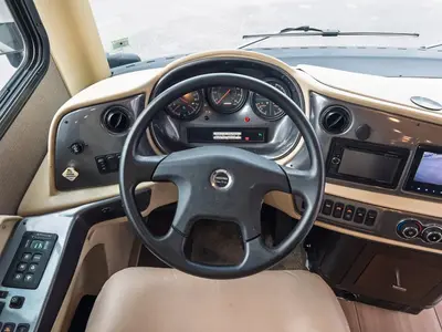 2018 Tiffin Motorhomes Allegro RED photo 3