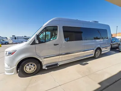 2025 Grech RV Strada-ION photo 20