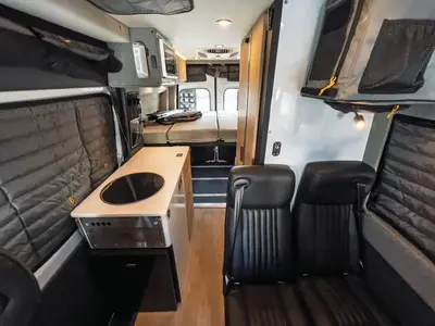 2025 Storyteller Overland Beast Mode photo 6