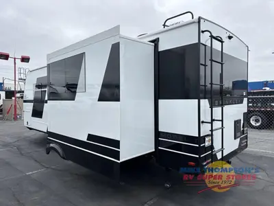 2026 Brinkley Model I photo 6