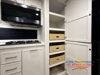 2026 Brinkley Model I photo 33