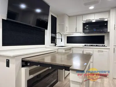 2026 Brinkley Model I photo 26