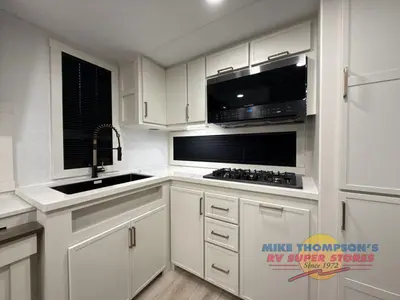 2026 Brinkley Model I photo 28