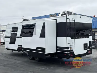 2026 Brinkley Model I photo 13