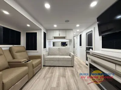 2026 Brinkley Model I photo 19