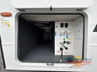 2026 Brinkley Model I photo 43