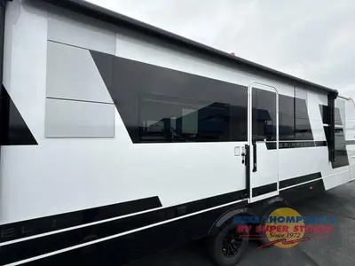 2026 Brinkley Model I photo 16