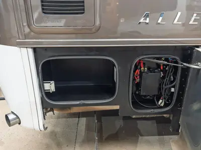 2021 Tiffin Motorhomes Allegro RED photo 22