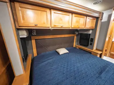 2021 Tiffin Motorhomes Allegro RED photo 15