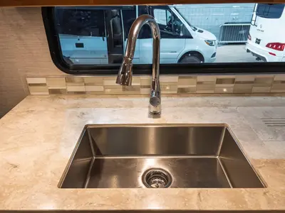 2021 Tiffin Motorhomes Allegro RED photo 12