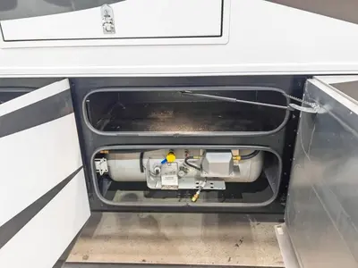 2021 Tiffin Motorhomes Allegro RED photo 27