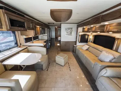2019 Newmar Ventana photo 5