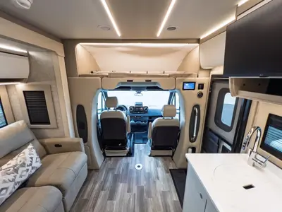2026 Tiffin Motorhomes Wayfarer photo 4