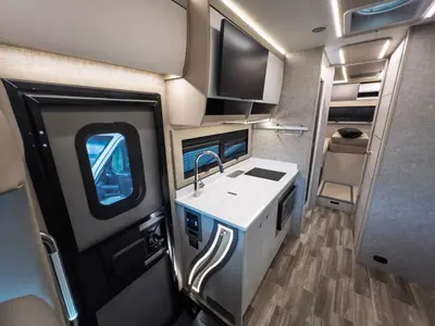 2026 Tiffin Motorhomes Wayfarer photo 9