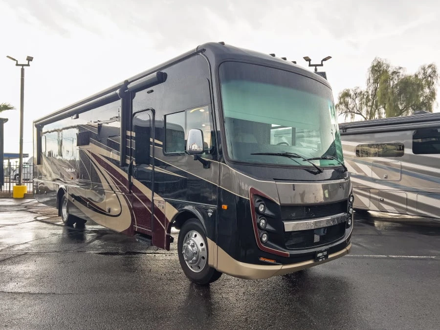 2022 Entegra Coach Emblem exterior