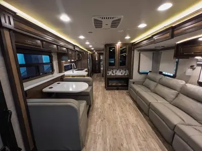 2022 Entegra Coach Emblem photo 6