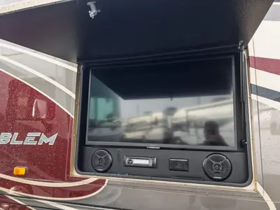 2022 Entegra Coach Emblem photo 24