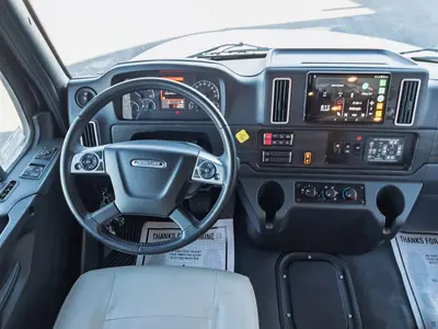 2026 Tiffin Motorhomes Allegro BAY photo 2