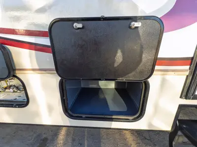 2015 Jayco Redhawk photo 25
