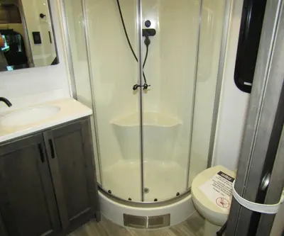 2026 Tiffin Motorhomes Midas photo 11