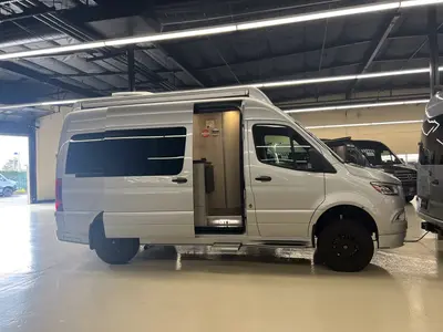 2026 Tiffin Motorhomes GT1 photo 16
