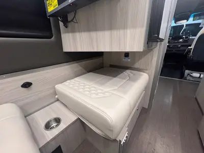 2026 Tiffin Motorhomes GT1 photo 11