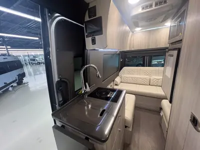 2026 Tiffin Motorhomes GT1 photo 4
