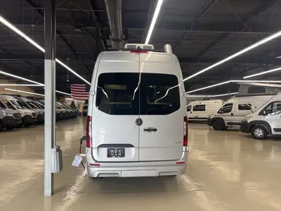 2026 Tiffin Motorhomes GT1 photo 18