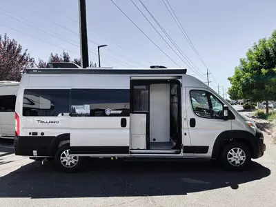 2027 Thor Motor Coach Tellaro photo 15