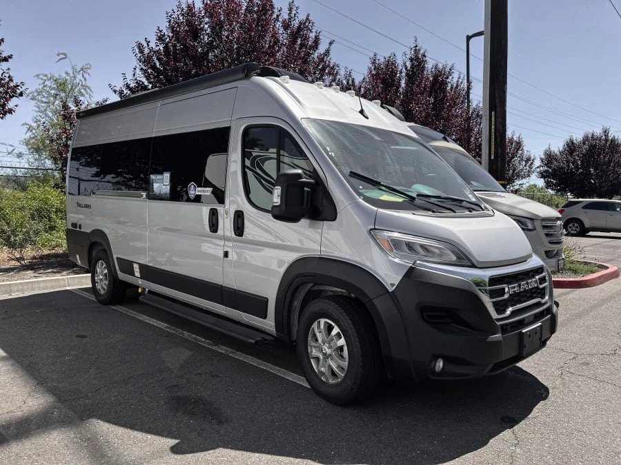 2027 Thor Motor Coach Tellaro exterior