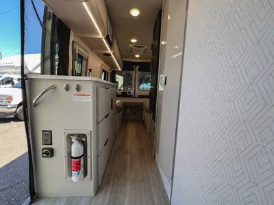 2027 Thor Motor Coach Tellaro photo 3