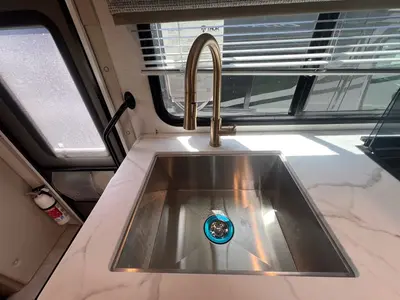 2027 Thor Motor Coach Chateau photo 13