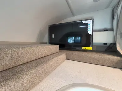 2027 Thor Motor Coach Chateau photo 9