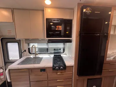 2027 Thor Motor Coach Chateau photo 10